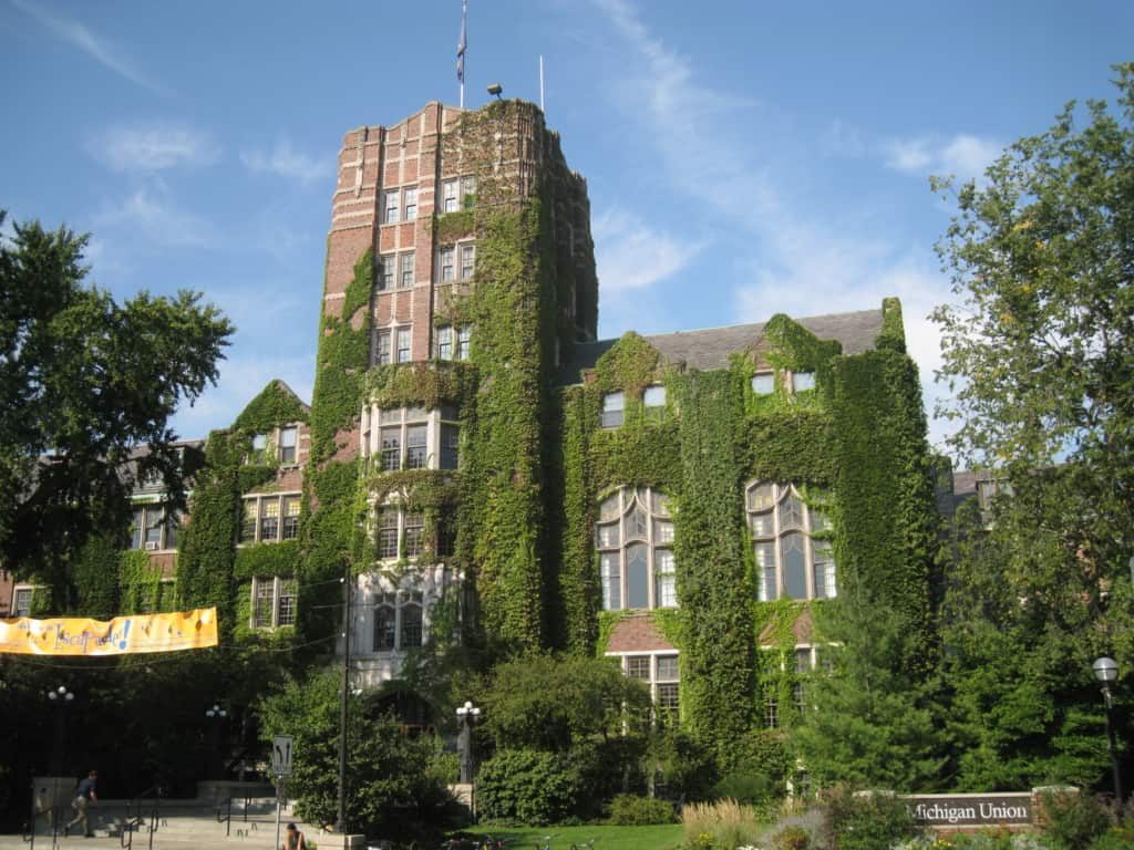 Мичиганский университет, Анн-Арбор. Лучшие маленькие города США
